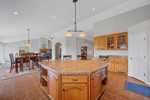 301 N Quail Point Dr, O'fallon, MO 63366 photo 5