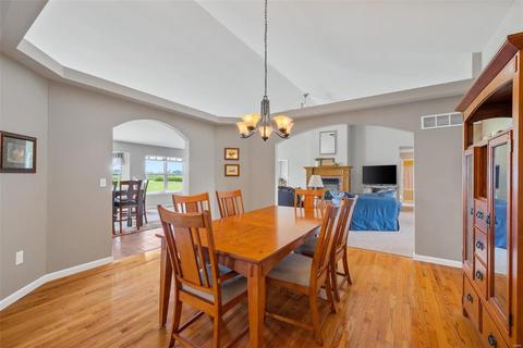 301 N Quail Point Dr, O'fallon, MO 63366 photo 17