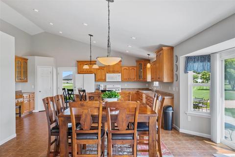301 N Quail Point Dr, O'fallon, MO 63366 photo 14