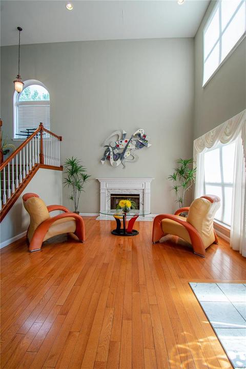 122 Chantry Dr, O'fallon, MO 63366 photo 6