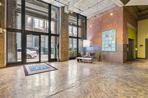 1010 Saint Charles St #403, Saint Louis, MO 63101