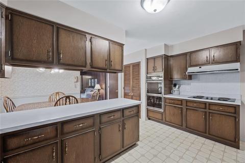 402 Imperial Ct, O'fallon, MO 63366 photo 9