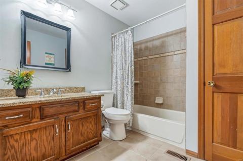 1408 Kentbrooke Dr, Ballwin, MO 63021 photo 26