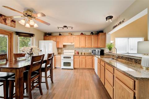 1052 Johanna Dr, Ballwin, MO 63021 photo 6