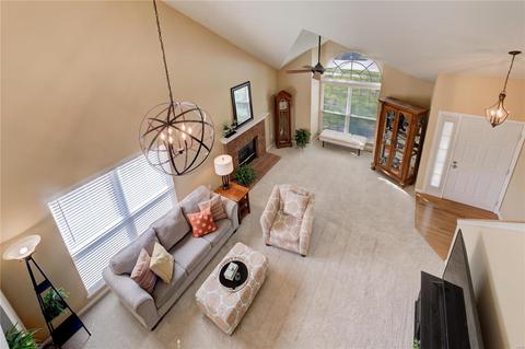 1052 Johanna Dr, Ballwin, MO 63021 photo 14