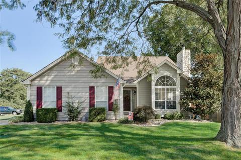1052 Johanna Dr, Ballwin, MO 63021 photo 1