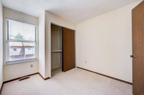 275 Carmel Woods Dr, Ellisville, MO 63021 photo 18