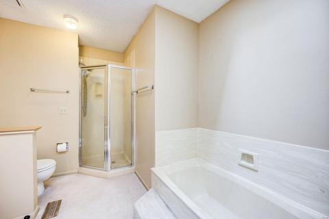 275 Carmel Woods Dr, Ellisville, MO 63021 photo 14