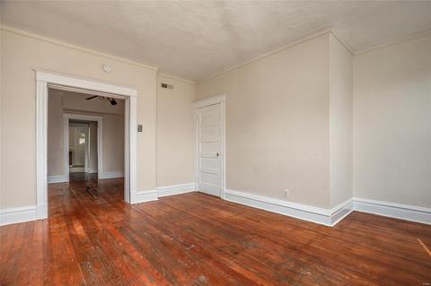 562 Eiler St, Saint Louis, MO 63111 photo 3
