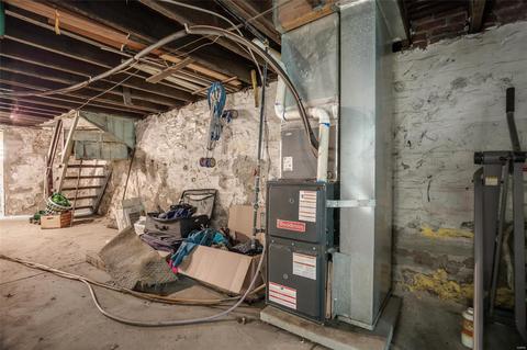 562 Eiler St, Saint Louis, MO 63111 photo 11
