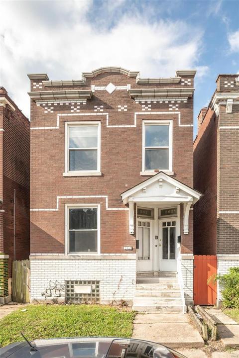 562 Eiler St, Saint Louis, MO 63111 photo 1