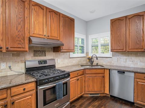 916 Kiefer Trails Dr, Ballwin, MO 63021 photo 18