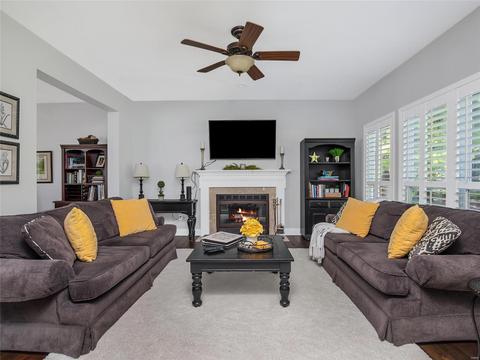 916 Kiefer Trails Dr, Ballwin, MO 63021 photo 11