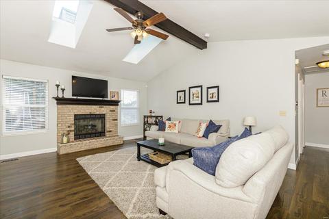 914 Monterra Dr, O'fallon, MO 63368 photo 4