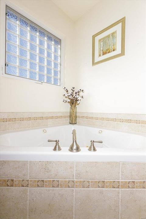 209 Williams Estates Dr, O'fallon, MO 63366 photo 35