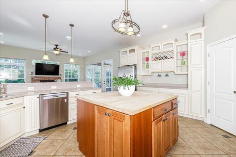 209 Williams Estates Dr, O'fallon, MO 63366 photo 12