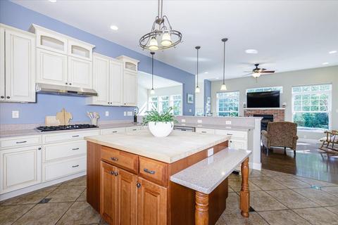 209 Williams Estates Dr, O'fallon, MO 63366 photo 11