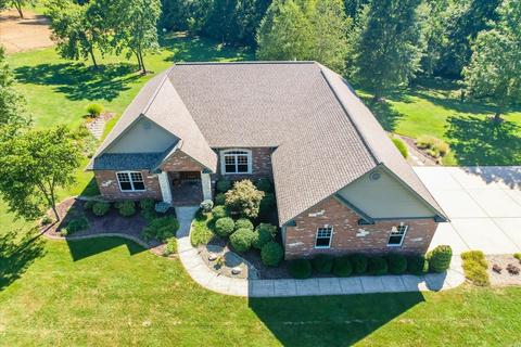 209 Williams Estates Dr, O'fallon, MO 63366 photo 2