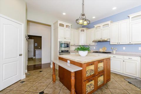 209 Williams Estates Dr, O'fallon, MO 63366 photo 10