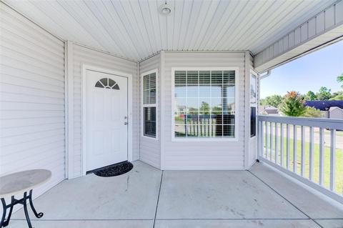 1400 Tisbury Cir, O'fallon, MO 63366 photo 2