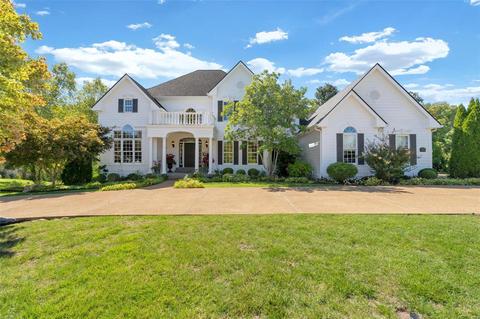 1235 Devonworth Dr, Chesterfield, MO 63017 photo 2