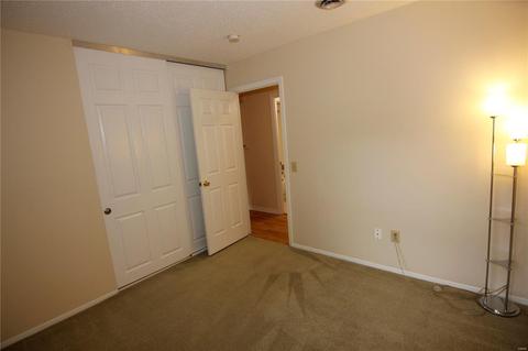 102 Caravel Ct, Ballwin, MO 63021 photo 13