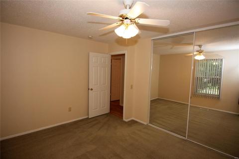 102 Caravel Ct, Ballwin, MO 63021 photo 16