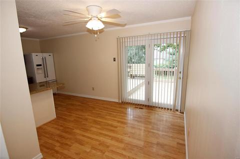 102 Caravel Ct, Ballwin, MO 63021 photo 6