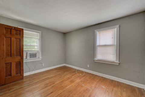 5647 Beldon Dr, Saint Louis, MO 63136 photo 9
