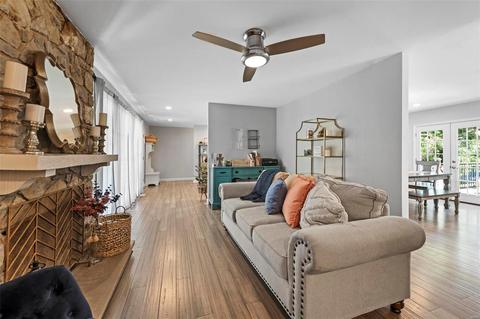 900 Dinard Dr, Manchester, MO 63021 photo 9