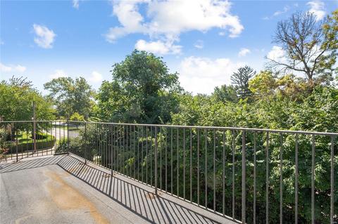 301 Park Ave, Kirkwood, MO 63122 photo 17
