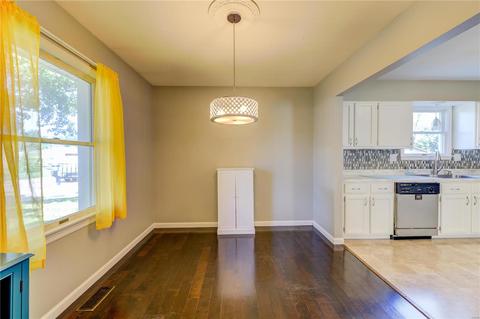 1122 Cypress Dr, O'fallon, MO 63366 photo 6