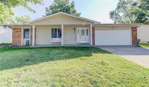 1122 Cypress Dr, O'fallon, MO 63366 photo 1