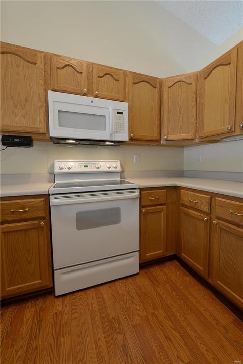 16 Warshire Ct, O'fallon, MO 63366 photo 11