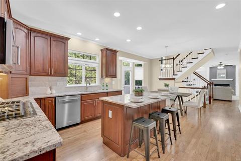 132 Timber Meadows Dr, O'fallon, MO 63368 photo 4