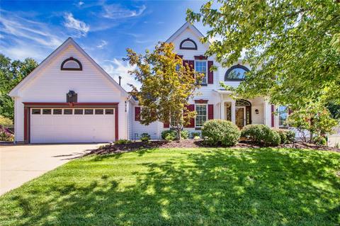 718 Carman Meadows Dr, Manchester, MO 63021 photo 2