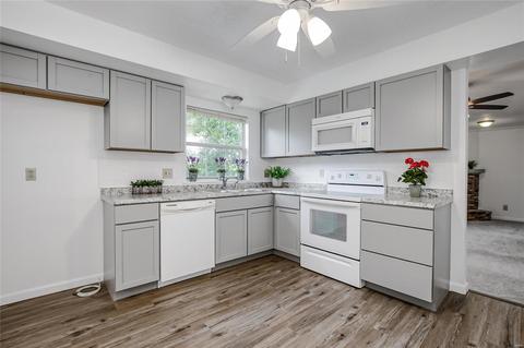 704 Cerny Ave, Eureka, MO 63025 photo 5