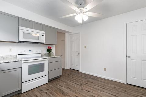 704 Cerny Ave, Eureka, MO 63025 photo 6