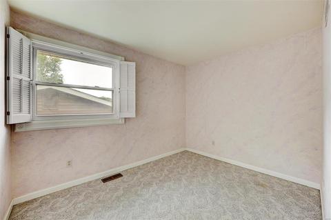 649 Running Creek Dr, Ballwin, MO 63021 photo 11