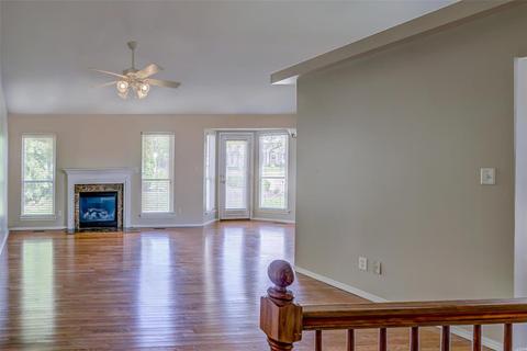 299 Arbor Trails Dr, Ballwin, MO 63021 photo 4