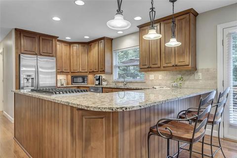 574 Shadowridge Dr, Wildwood, MO 63011 photo 2