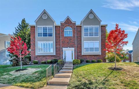 1315 Holgate Dr #A, Ballwin, MO 63021 photo 1