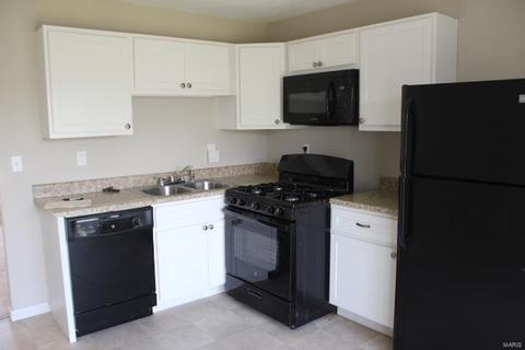 2503 Amarillo Dr, O'fallon, MO 63368 photo 5