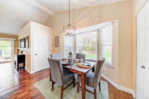 16259 Castlerea Blvd, Ellisville, MO 63021 photo 9