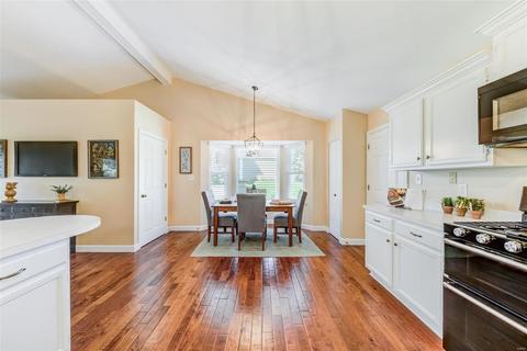 16259 Castlerea Blvd, Ellisville, MO 63021 photo 10
