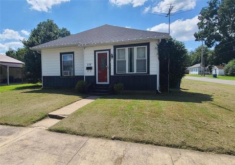 332 Wright Ave, Chaffee, MO 63740 photo 1