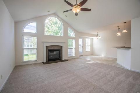 210 Park Ridge Dr, O'fallon, MO 63366 photo 9