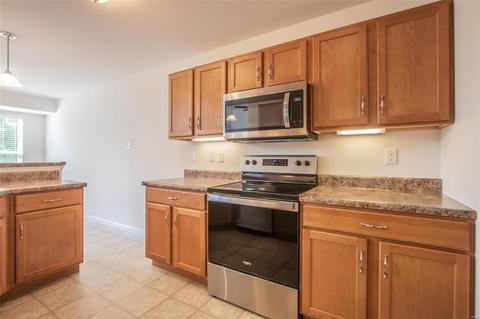 210 Park Ridge Dr, O'fallon, MO 63366 photo 18