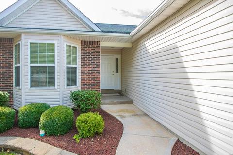 210 Park Ridge Dr, O'fallon, MO 63366 photo 2