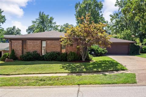 112 Lea Meadows Dr, Ballwin, MO 63011 photo 1